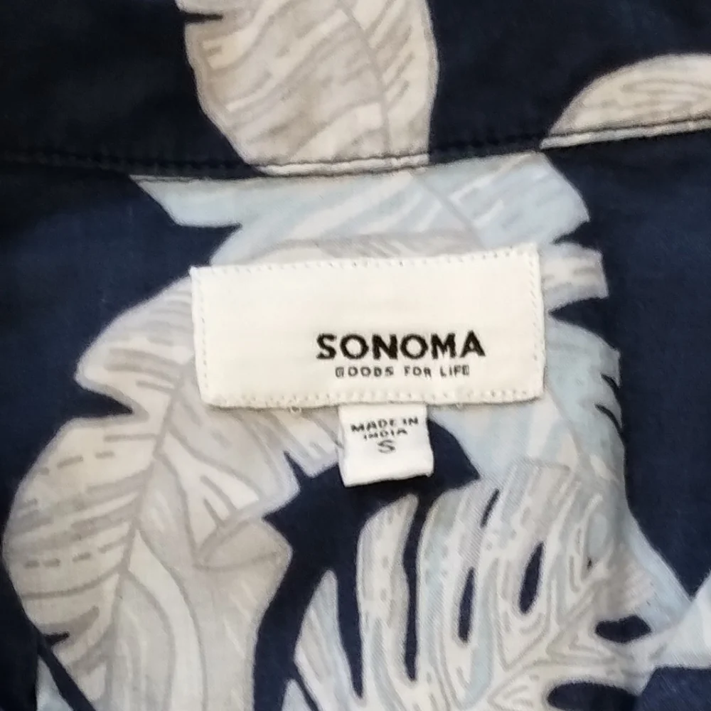 SONOMA Leaf Print Vacation Shirt Blue & White Hawaii Casual Shirts Boy button up - Picture 6 of 11
